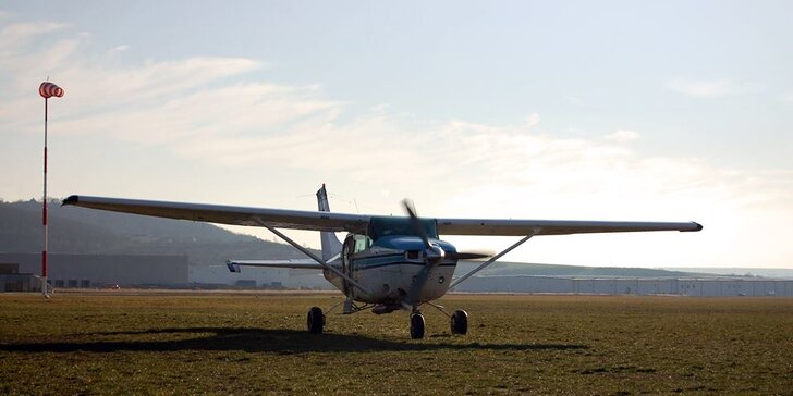 Jako orli: Seznamovací lety v letounu Cessna nad krásami Českého ráje