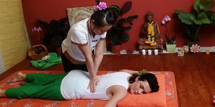 Romantika po thajsku: olejová partnerská masáž na 60 nebo 90 minut