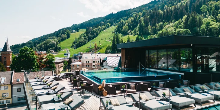 Krásny hotel v Schladmingu: wellness a strešný bazén, polpenzia plus, lanovka 300 metrov, sommercard