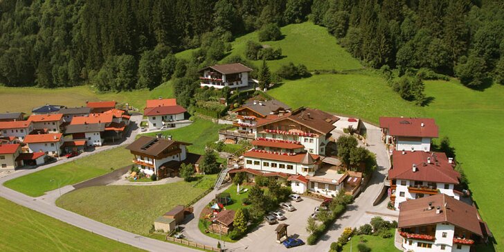 Za přírodou do Tyrolska: Pobyt s polopenzí a neomezeným vstupem do saun