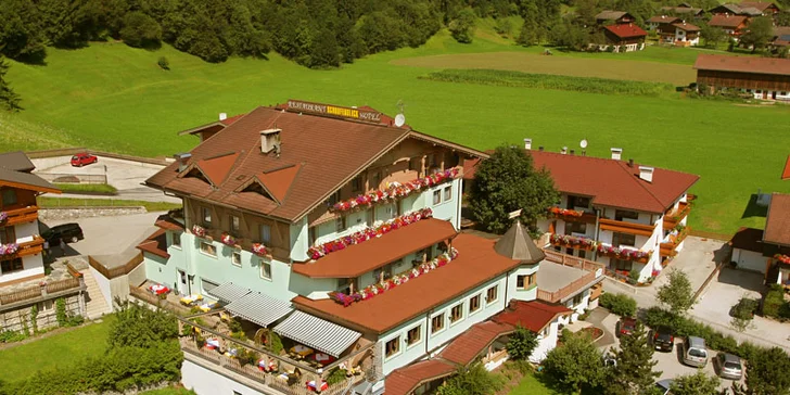 Za přírodou do Tyrolska: Pobyt s polopenzí a neomezeným vstupem do saun