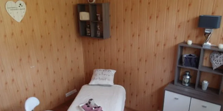 Lymfodrenáž baňkami pro zdravá záda nebo redukci celulitidy hýždí a nohou