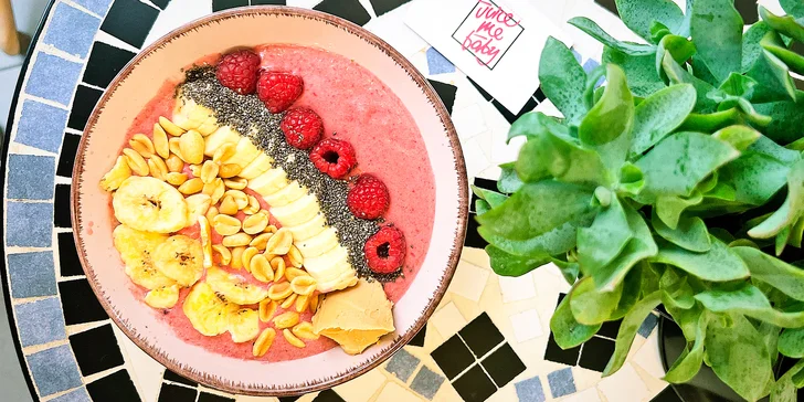 V nabídce je ananasový, mangový, z dračího ovoce, arašídový, antioxidant s baby špenátem a avokádový.