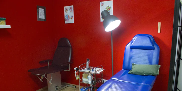 Nové tetování v profesionálním studiu o velikosti 5×5 nebo 10×10 cm