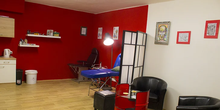 Nové tetování v profesionálním studiu o velikosti 5×5 nebo 10×10 cm