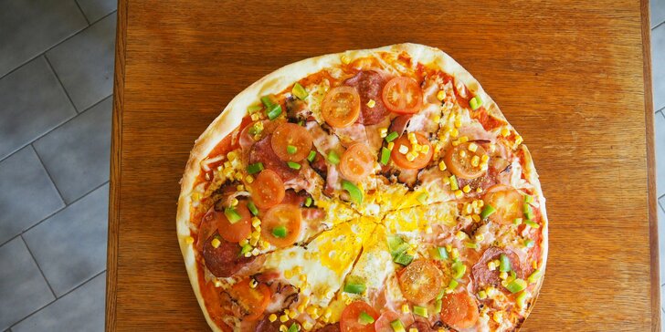 Bašta na hlad i k posezení s přáteli: 2 pizzy o průměru 40 cm dle výběru