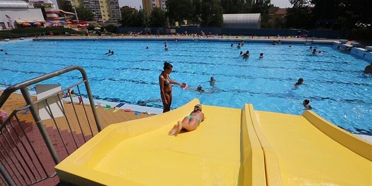 Celodenní vstup do letního plaveckého areálu ve Vyškově pro děti i dospělé