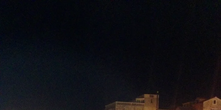 7 nocí v chorvatské Vodici: soukromá vilka 300 m od pláže a polopenze v hotelu