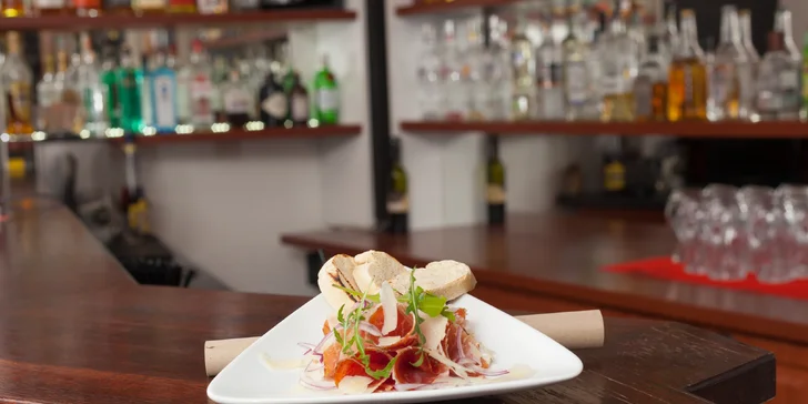 Delikátní gastronomie, co má renomé: 5chodové menu pro dva s vínem či bez