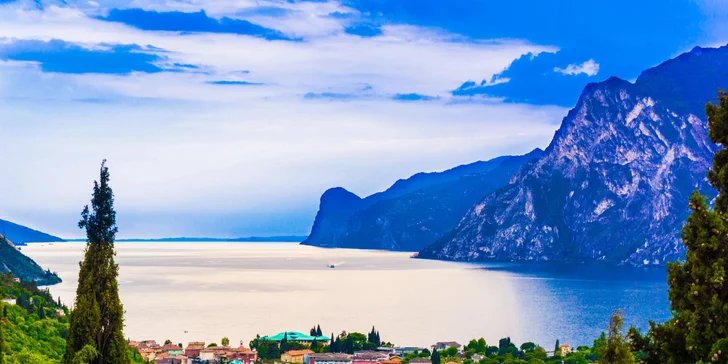 Hrad Castello Scaligero, městečko Malcesine a lanovkou na horu Monte Baldo