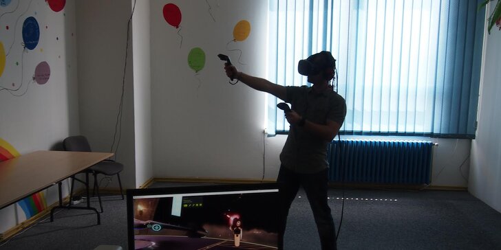 Hodina ve virtuální realitě pro více hráčů: cestujte, sportujte, hrajte a bavte se