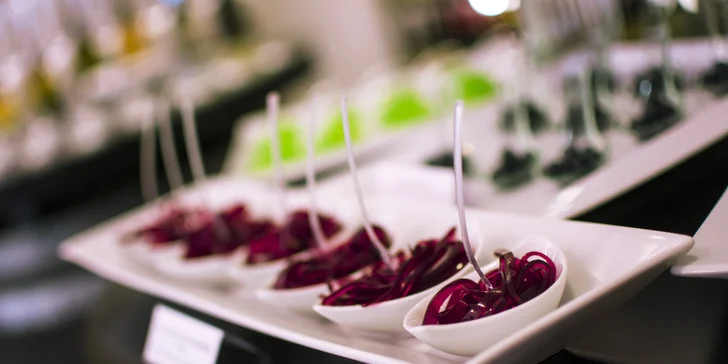 Propadněte tajům molekulární mixologie: degustace 5 speciálních koktejlů