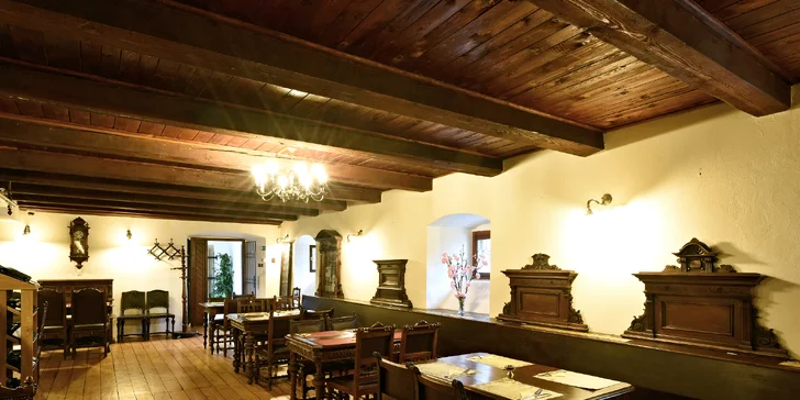 Přehlídka indických pochoutek: Masové degustační menu až pro 4 osoby