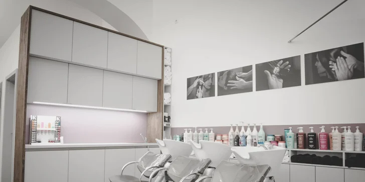 Tohle vám bude slušet: dámský střih v designovém salonu
