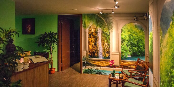 Relaxační párová masáž a lázeň nohou v luxusním salonu Thai Sun