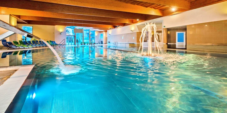 Wellness pobyt s polopenzí pro dva: sauny, vířivka, bazén a procedury
