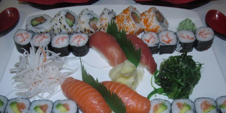 Zdvihněte hůlky: set čerstvého sushi pro milovníky japonské kuchyně