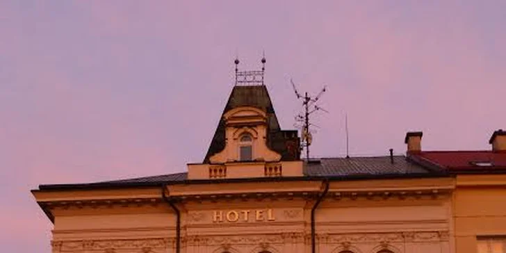 Léto a září v srdci Českého ráje: pobyt pro dva se snídaní v centru Turnova