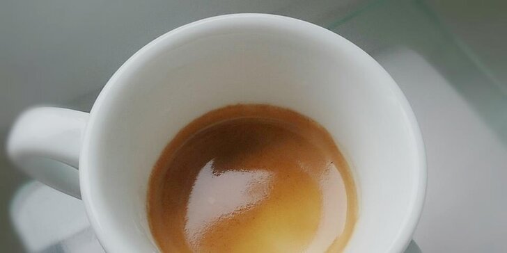 Navštivte kávového krále: šálek kávy a balíček zrnek, který si odnesete domů