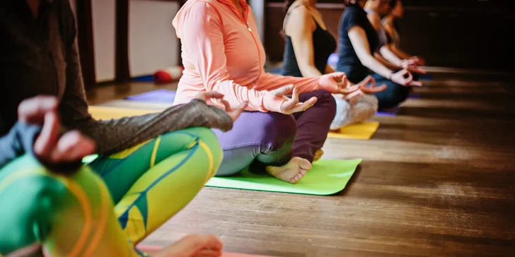 Měsíční permanentky na power yogu do Dance & Yoga Studia