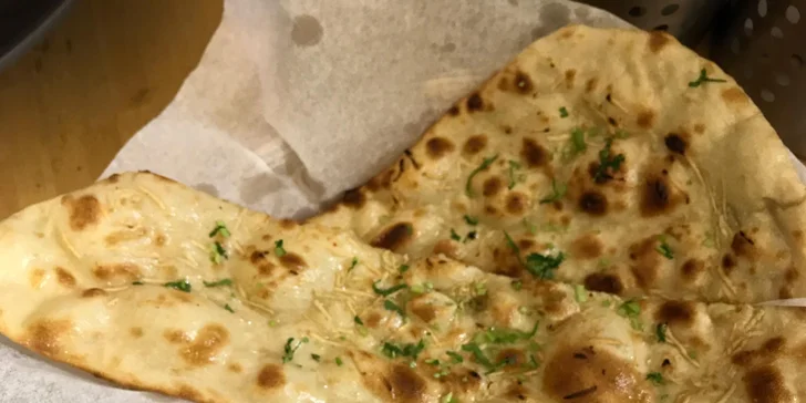 Indické menu o třech chodech: od předkrmu po dezert dle vašeho výběru