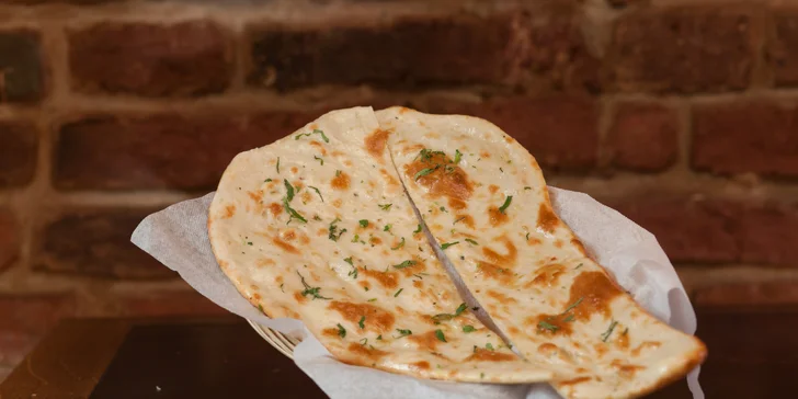 Bohaté indické menu pro 2: poskládejte si barevnou hostinu dle své chuti