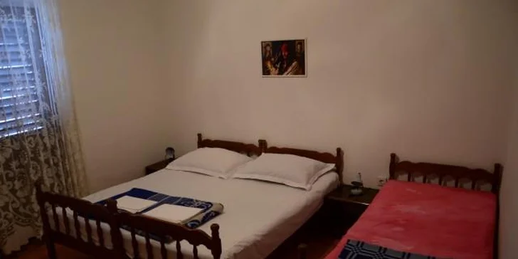 Týden letní pohody v chorvatském letovisku Drvenik v penzionu 150 m od pláže