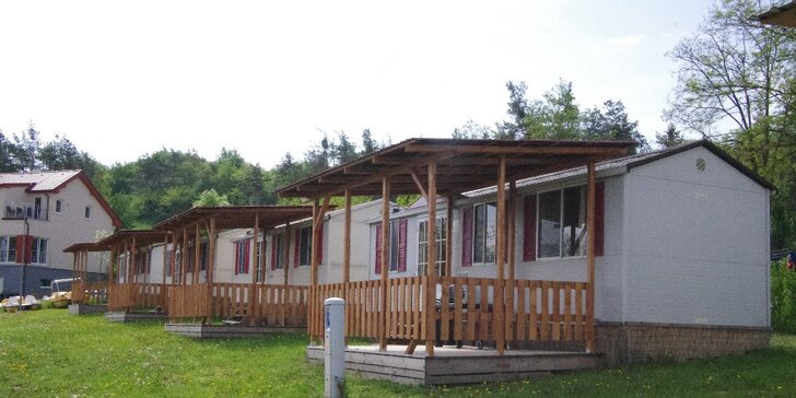 Pohoda až pro 7 osob: mobilní domky u přehrady Výrovice nedaleko Znojma