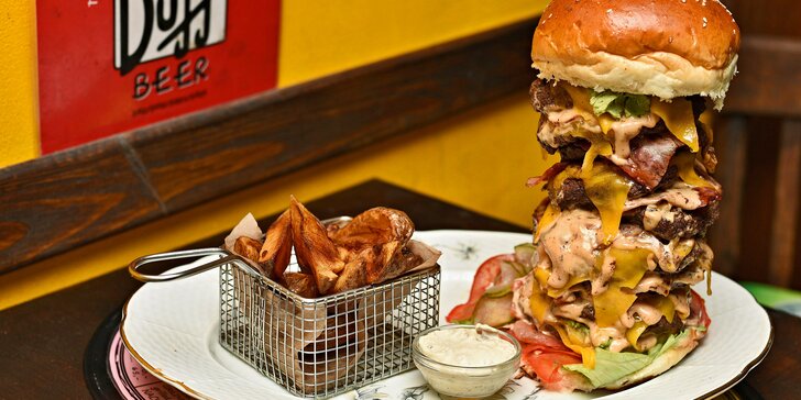 U jednoho stolu s obry: Abnormálně velké hovězí burger menu