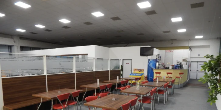 Parádní rozcvička pro unavené či ztuhlé tělo: 60 minut squashe nebo badmintonu
