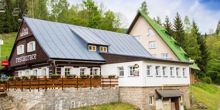 Dovolená v příjemné chatě se snídaněmi či polopenzí