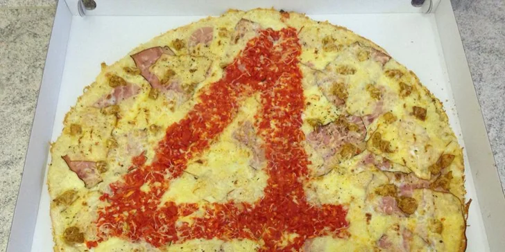Když se vám nechce doma vařit: 2 čerstvě upečené pizzy přímo k vám domů