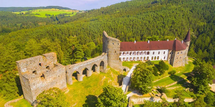 Dovolená na Klatovsku s domácí polopenzí a 50% slevou na wellness