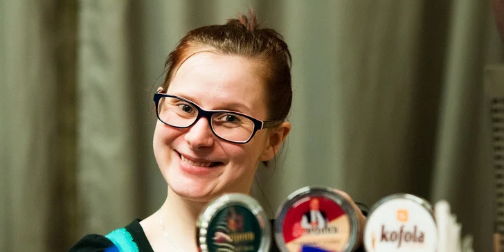 Celý den ve výšinách: Rodinný vstup na lezeckou stěnu vč. vybavení