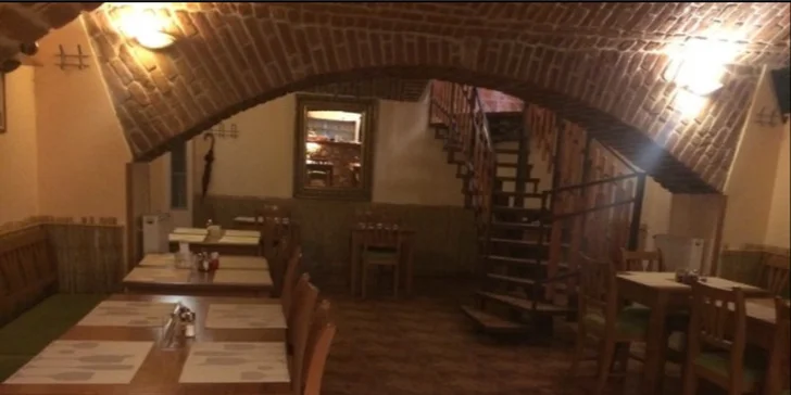 Letní carská hostina: 5chodové menu s ruskými specialitami pro dva