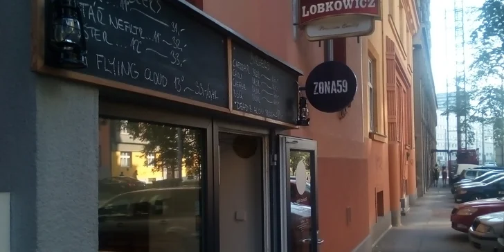 Hovězí burger výběrem z 5 druhů pro 1 či 2 i s hranolky