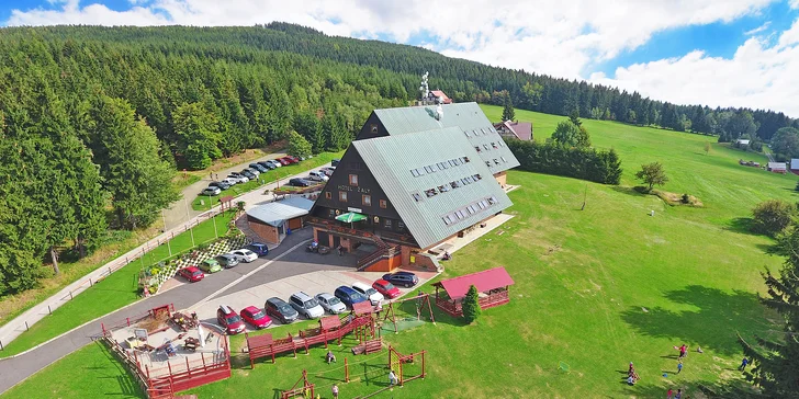 Krkonošské léto: 3 až 8 dní na Benecku, skvělá polopenze, nabídka sportu i zábavy