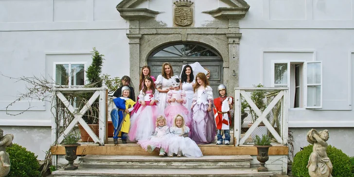 Zážitková návštěva zámku Radíč pro 2 dospělé a 2 děti
