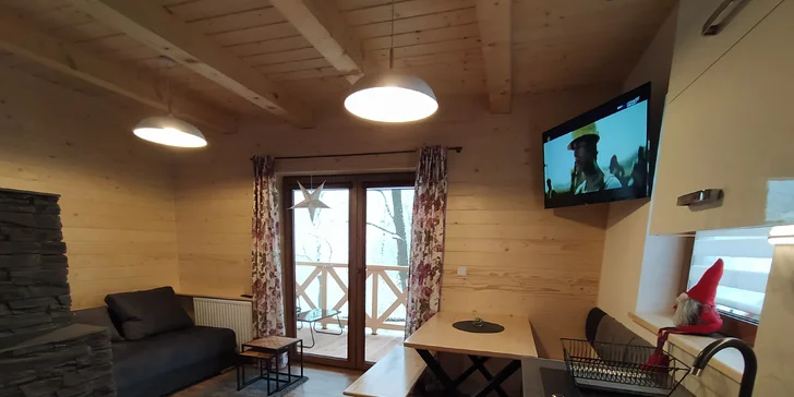 Ak hľadáte niečo väčšie, vyberte si Domček, v ktorom sa pohodlne vyspí až 6 hostí. (Domček)
