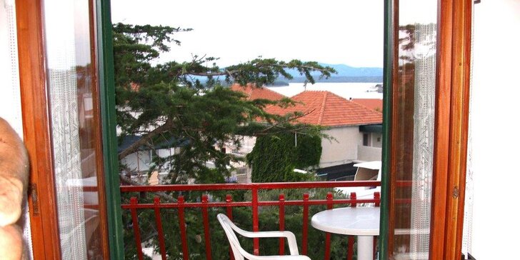 Stihněte Chorvatsko ještě v červnu: Týden v chatce či apartmánu včetně dopravy