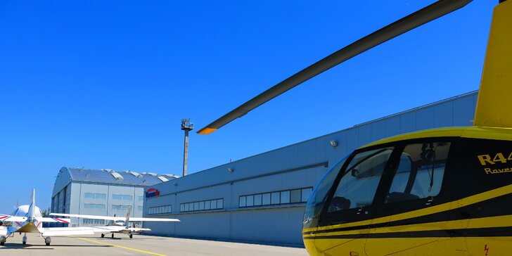 Lety vrtulníkem: Pořádná dávka adrenalinu pro dobrodruhy a milovníky výhledů