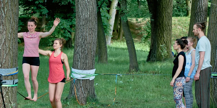 Staň se provazochodcem: 2,5hodinový kurz chůze po slacklině pro začátečníky