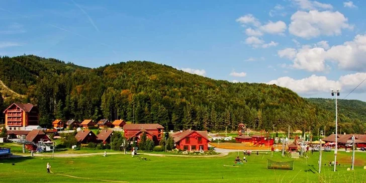 Čtyřhvězdičková dovolená ve Valčianské dolině: Wellness, polopenze i zábava