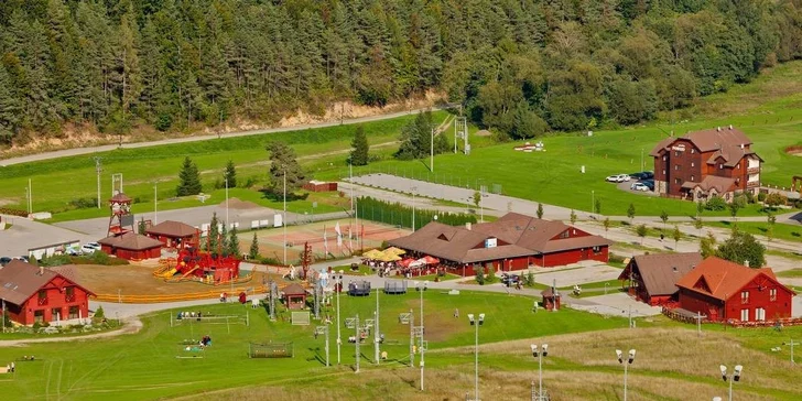 Čtyřhvězdičková dovolená ve Valčianské dolině: Wellness, polopenze i zábava