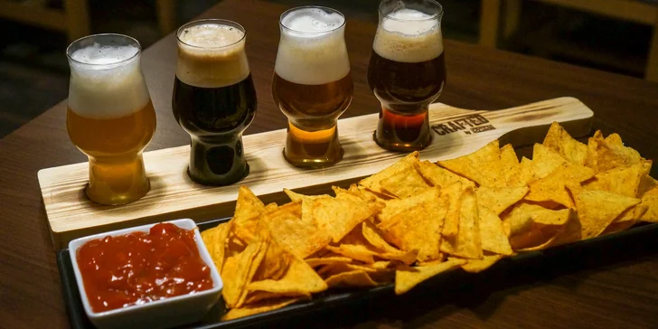 Degustace čtyř řemeslných piv a nachos se salsou v Сraft House Prague