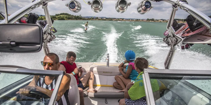 Hodinový pronájem beachvolejbalového kurtu ve Wake Parku Náklo