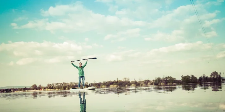 Hodinový pronájem beachvolejbalového kurtu ve Wake Parku Náklo
