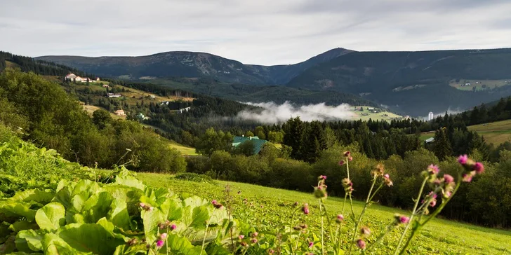Pohoda v Krkonoších s polopenzí, vstupem do bazénu a výety