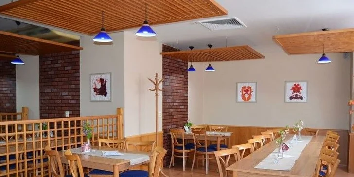 Bowling a masové speciality po německu: koleno, žebra a sekaná trochu jinak