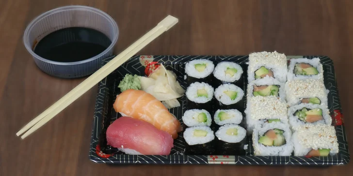 Asie do vašeho obýváku: rozvoz kvalitního sushi z moderního bistra Guty